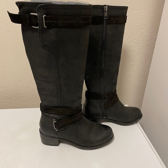 UGG Shoes - UGG Australia Darcie Boot Black Nubuck Leather